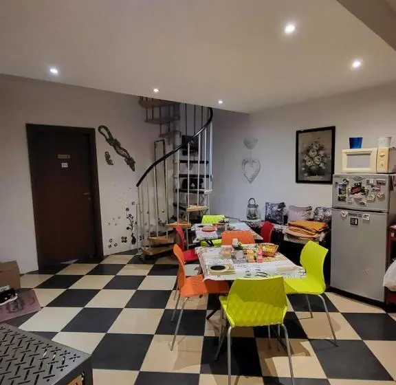 ファミリールーム, A Casa Di Luca