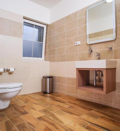 스탠다드 트리플 룸, Penzion Lesni