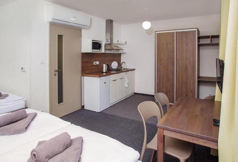 스위트, Penzion Lesni