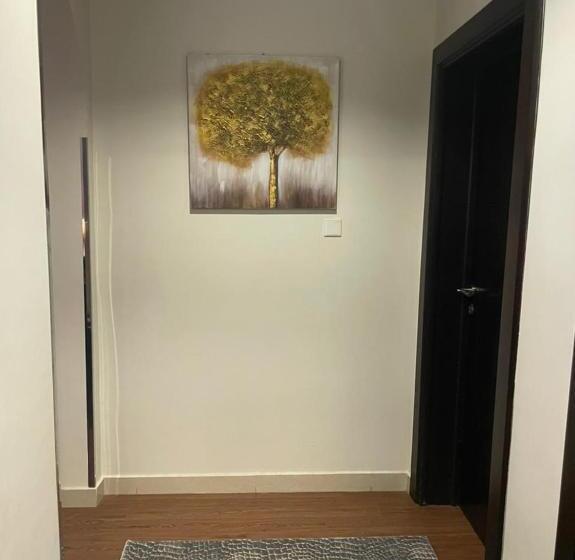 سوئیت جونیور خانوادگی, Swiss Blue