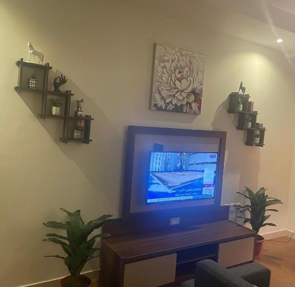 סוויטת ג'וניור משפחתית, Swiss Blue