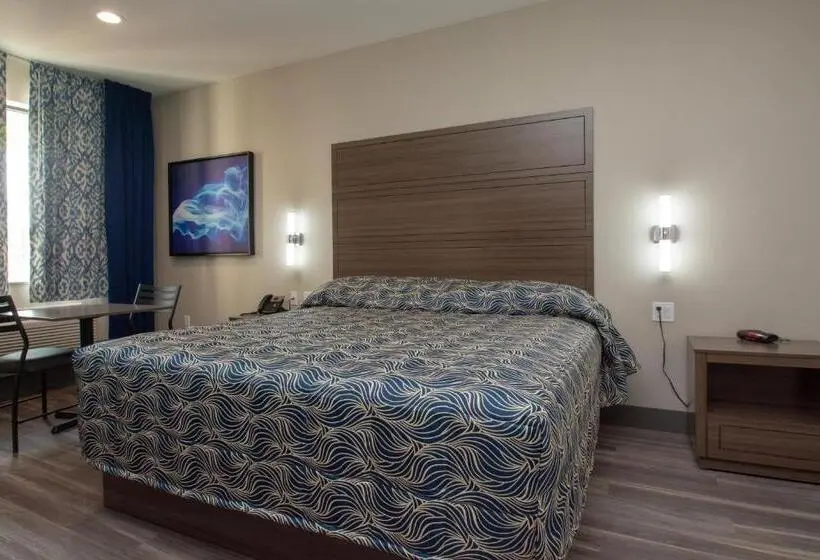 キングサイズベッドのデラックスルーム, Palace Inn El Paso