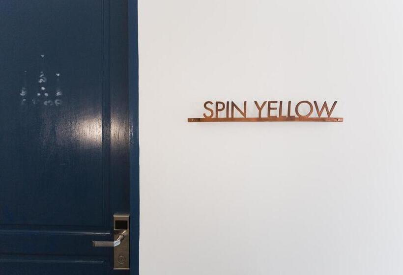 バルコニー付きデラックスルーム, Spinomad Hostel
