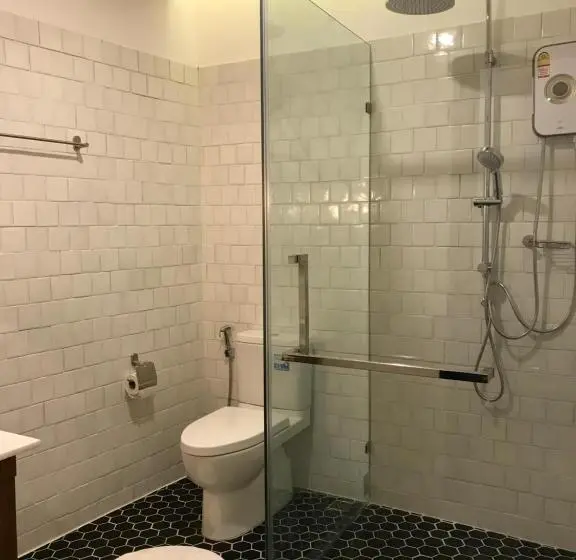 اتاق استاندارد با بالکن, Spinomad Hostel