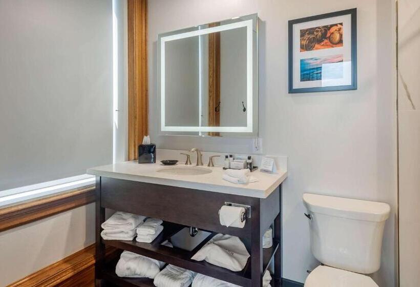 스탠다드 룸 킹사이즈 침대, The Courthouse Hotel, Ascend Hotel Collection