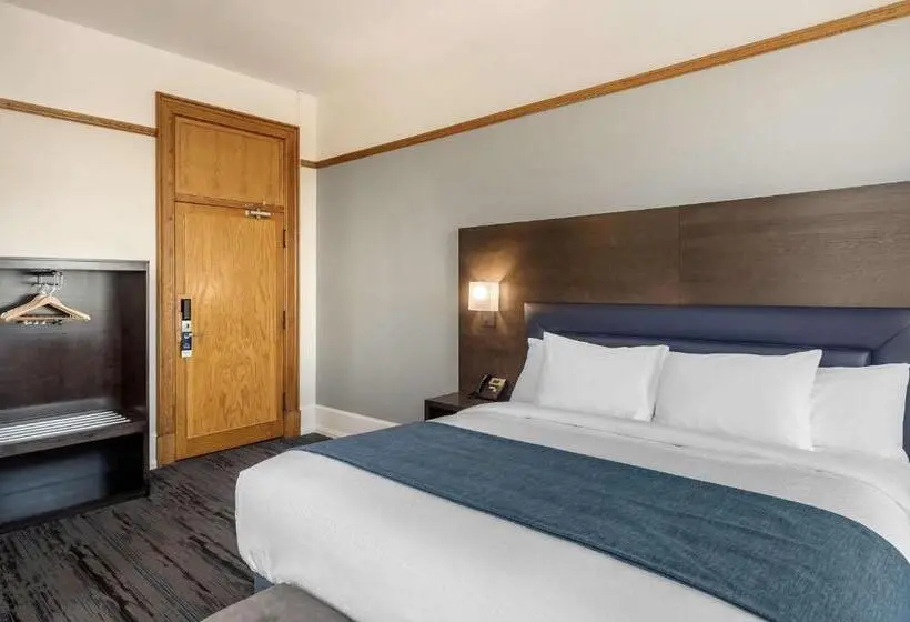 اتاق استاندارد با تخت بزرگ, The Courthouse Hotel, Ascend Hotel Collection