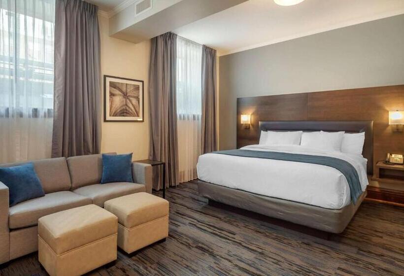 غرفة قياسية سرير كينج لذوى الإحتياجات الخاصة, The Courthouse Hotel, Ascend Hotel Collection