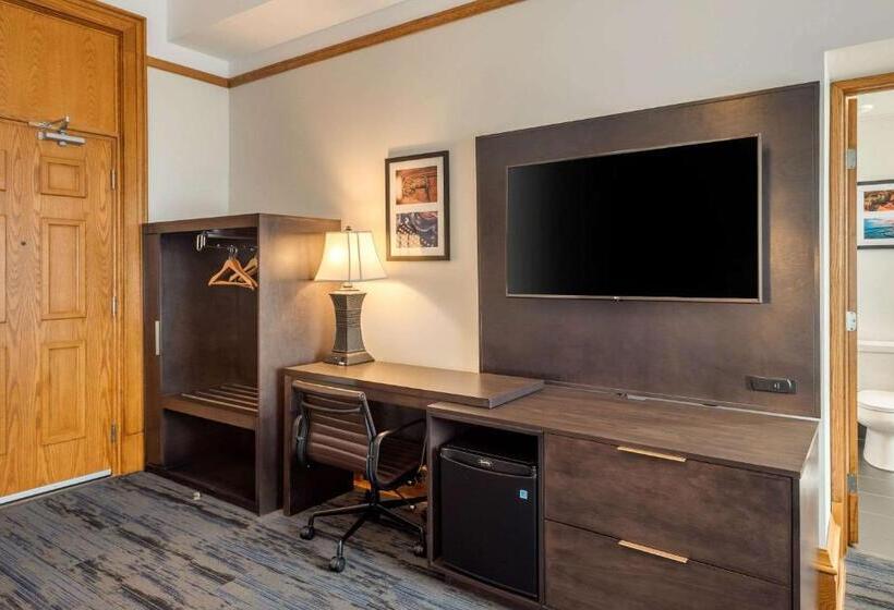 חדר סופריור מותאם לאדם עם מוגבלויות, The Courthouse Hotel, Ascend Hotel Collection