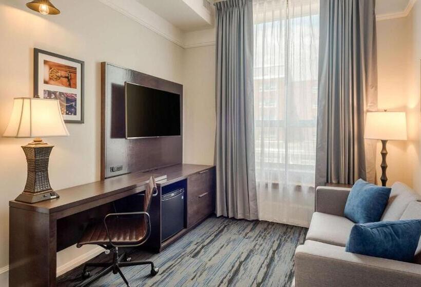 جناح سوبيريور, The Courthouse Hotel, Ascend Hotel Collection