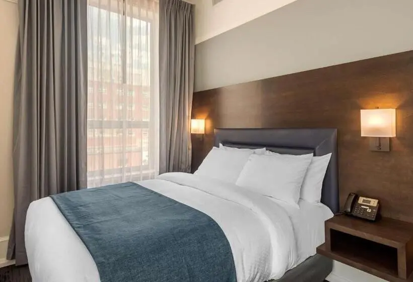 سوییت سوپریور, The Courthouse Hotel, Ascend Hotel Collection