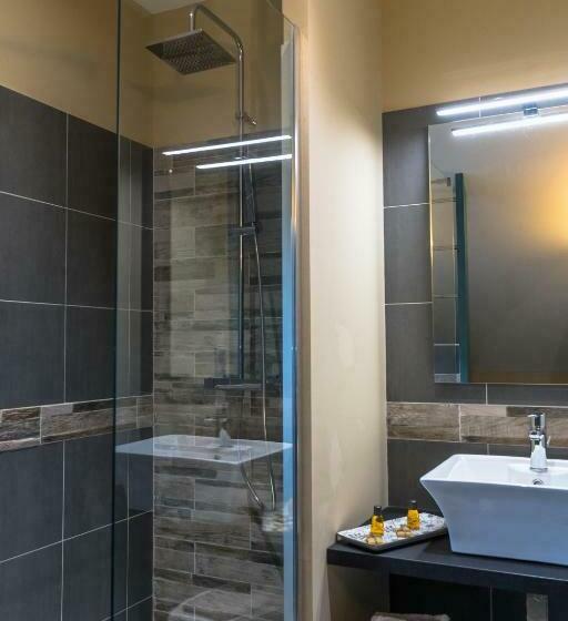 家庭间, Le Relais