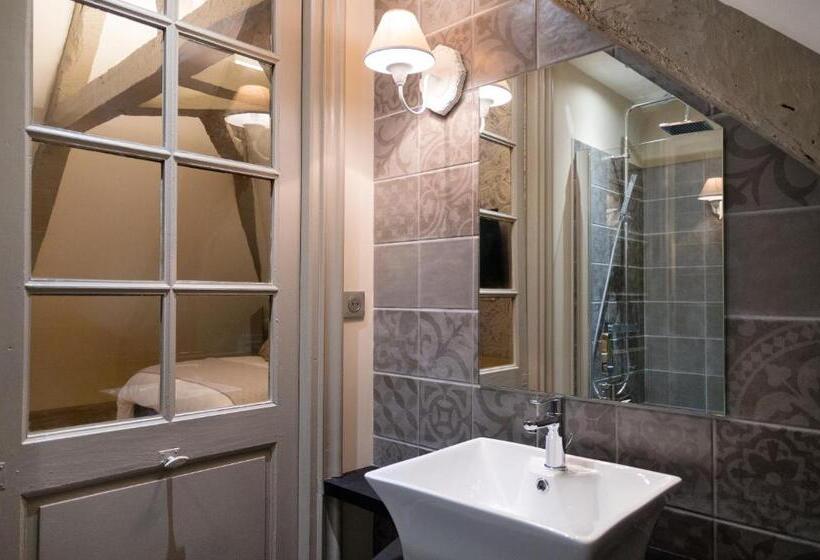 Номер Стандарт Вид на Сад, Le Relais