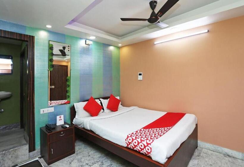 غرفة كلاسيكية ثلاثية, Super Collection O Hotel Hamza International Near Howrah Bridge