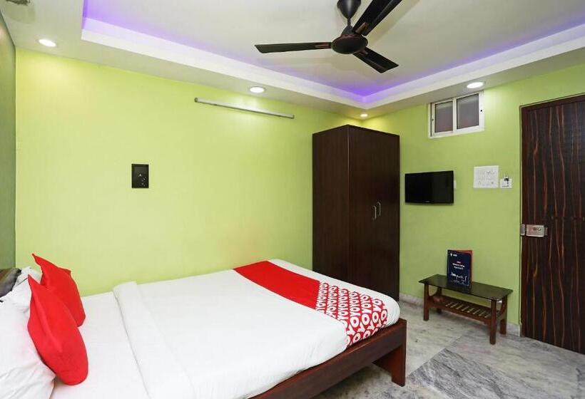 غرفة كلاسيكية ثلاثية, Super Collection O Hotel Hamza International Near Howrah Bridge