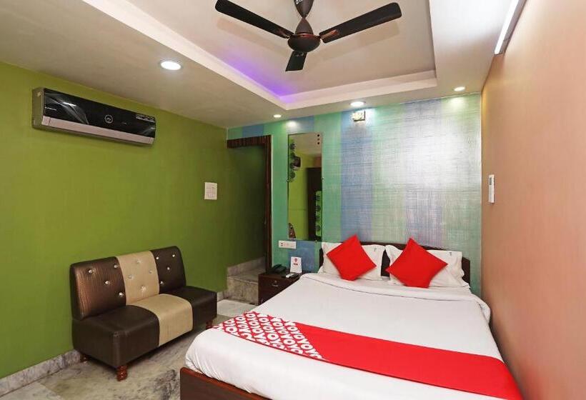 غرفة كلاسيكية ثلاثية, Super Collection O Hotel Hamza International Near Howrah Bridge