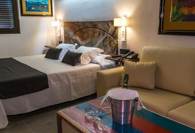 Люкс, Boutique Arte Y Descanso