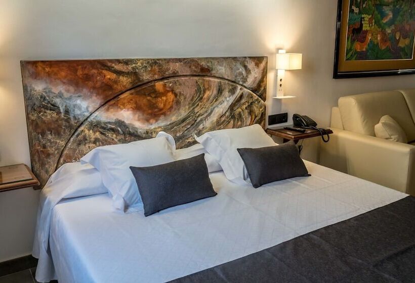 جناح, Boutique Arte Y Descanso