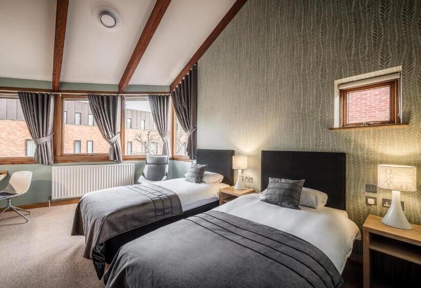 Номер Стандарт, Hinxton Hall Hotel And Conference Centre