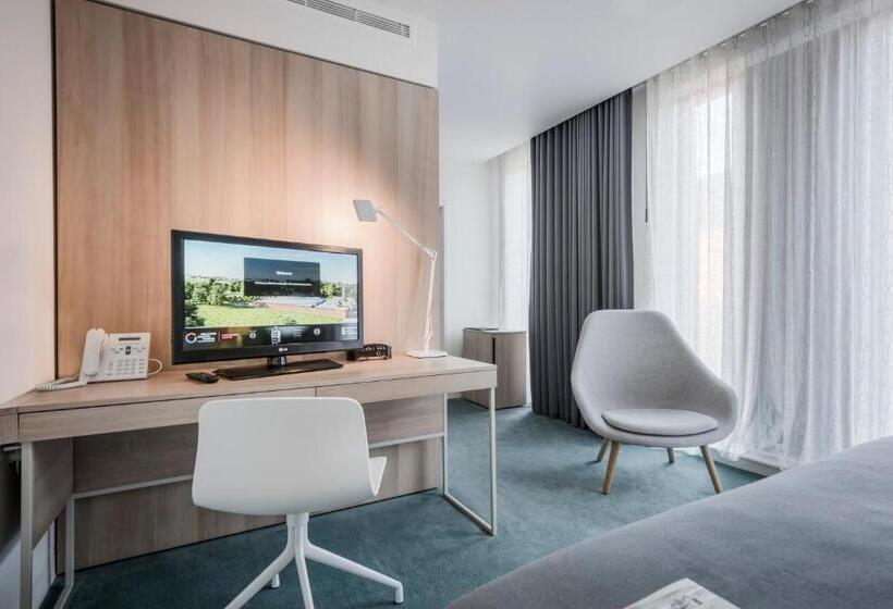 Номер Стандарт, Hinxton Hall Hotel And Conference Centre