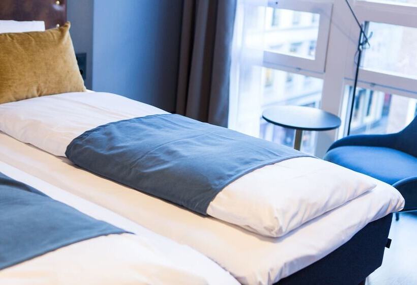 اتاق سوپریور, The Verdandi