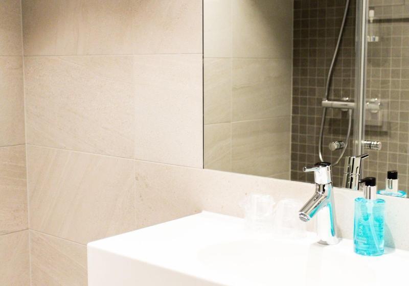 اتاق استاندارد, The Verdandi