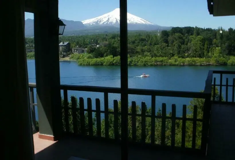 1 Bedroom Apartment Lake View, La Peninsula Rehue