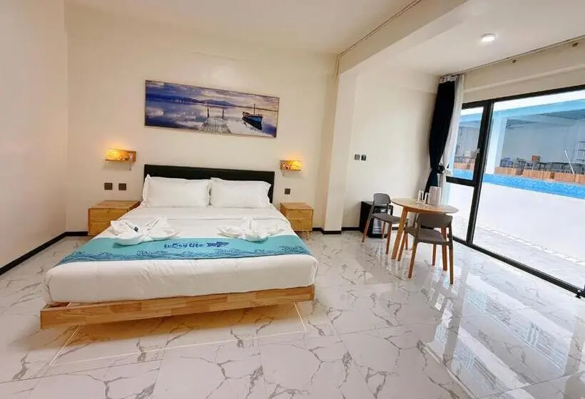 اتاق استاندارد با چشم‌انداز استخر, Luckytito Divers Resort Boracay Island