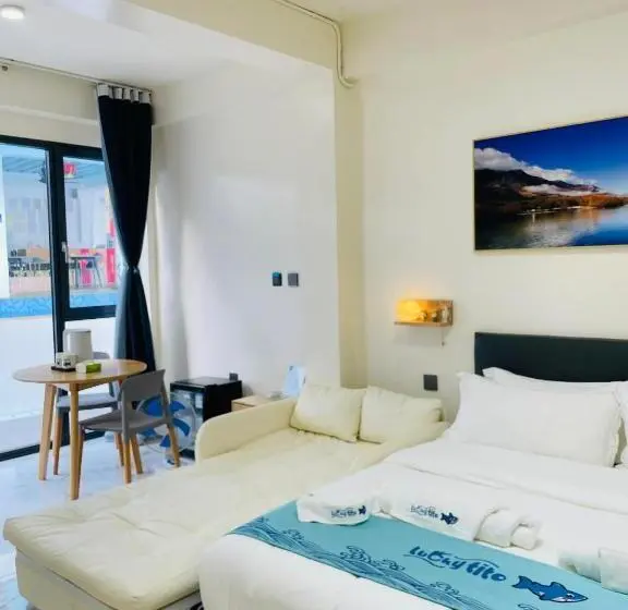 اتاق خانوادگی, Luckytito Divers Resort Boracay Island