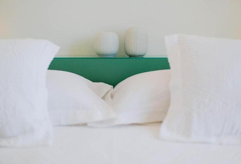 غرفة قياسية ثلاثية, B&b Casale Savini