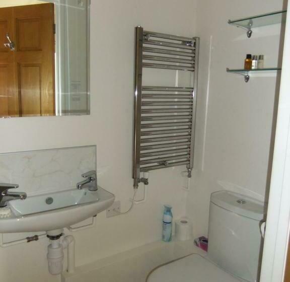 اتاق استاندارد با چشم‌انداز باغ, St Mary’s Lodge B And B