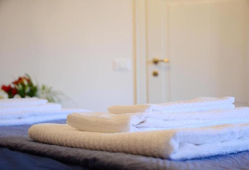 اتاق استاندارد سه نفره, Casa Il Brio