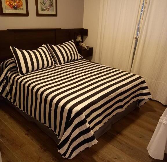 수피리어 룸, Hermitage