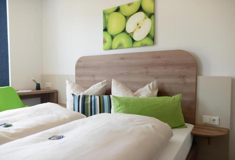 غرفة قياسية, M24 Alle Zimmer Mit Küchenzeile