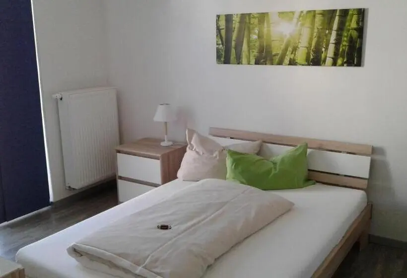 2ベッドルームアパートメント, M24 Alle Zimmer Mit Küchenzeile