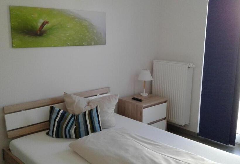 شقة غرفتين, M24 Alle Zimmer Mit Küchenzeile