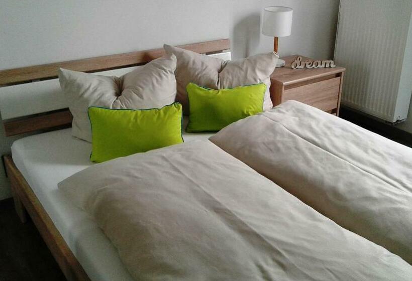 شقة غرفة واحدة, M24 Alle Zimmer Mit Küchenzeile