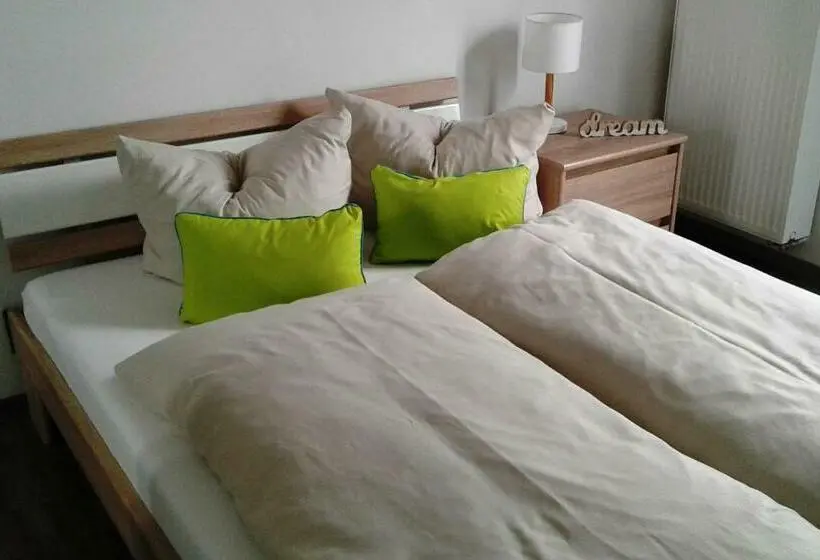 1ベッドルームアパートメント, M24 Alle Zimmer Mit Küchenzeile