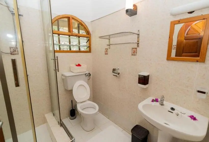 اتاق استاندارد سه نفره, Romance Bungalows