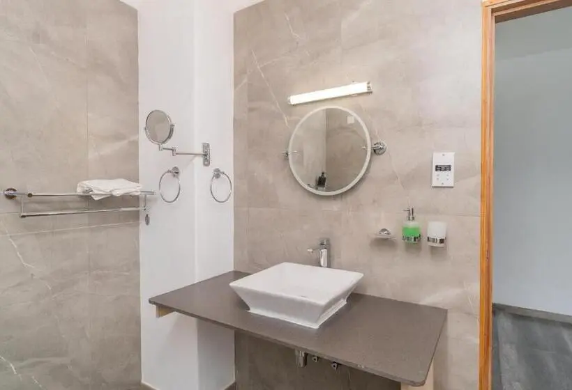 اتاق استاندارد با بالکن و چشمانداز دریا, Romance Bungalows