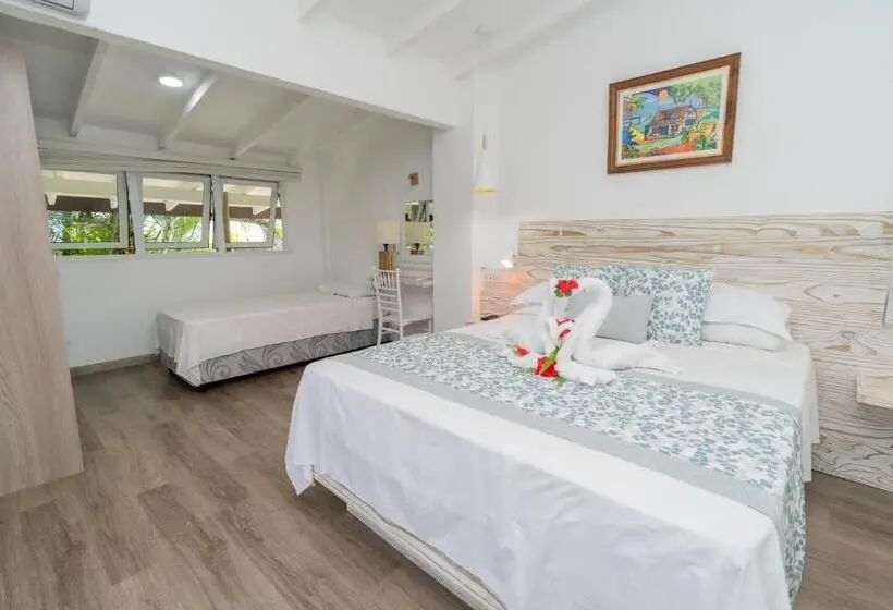 اتاق استاندارد با بالکن و چشمانداز دریا, Romance Bungalows