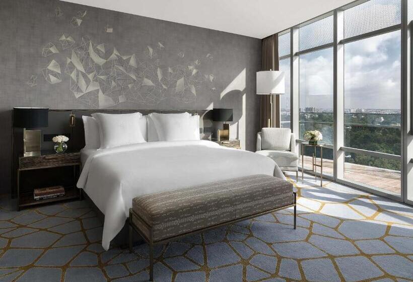 스위트, Four Seasons Hotel Bengaluru At Embassy One