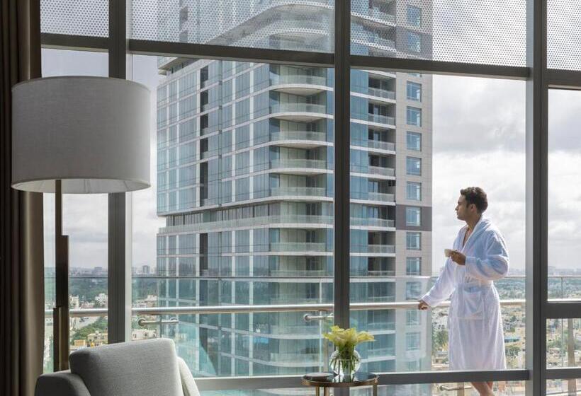 스위트, Four Seasons Hotel Bengaluru At Embassy One