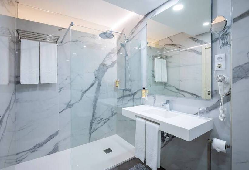 Номер Стандарт, Lagos Atlantic