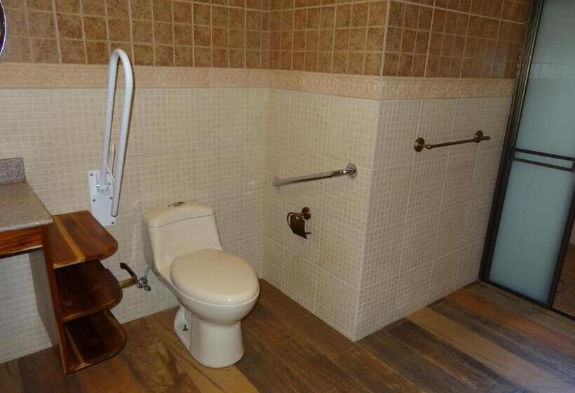 장애인을 위한 킹사이즈 침대 스탠다드 룸, Boutique Patampa