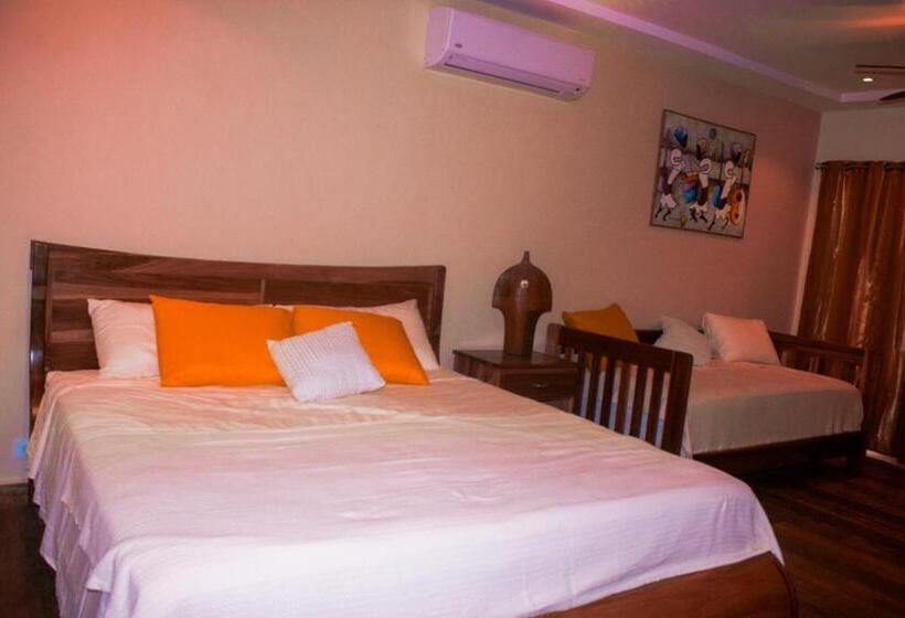 디럭스 트리플 룸, Boutique Patampa