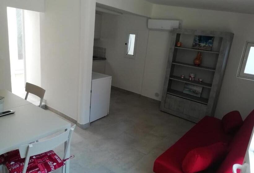 庭の見える１ベッドルームアパートメント, La Locanda Di Gioele