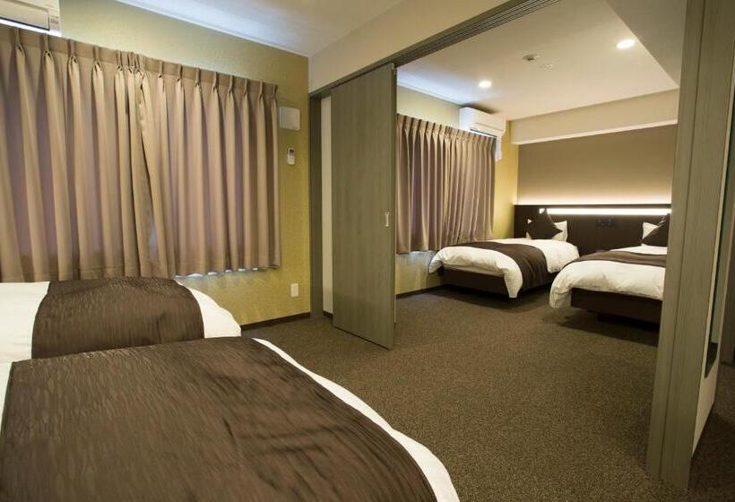 סוויטה, Lantana Osaka