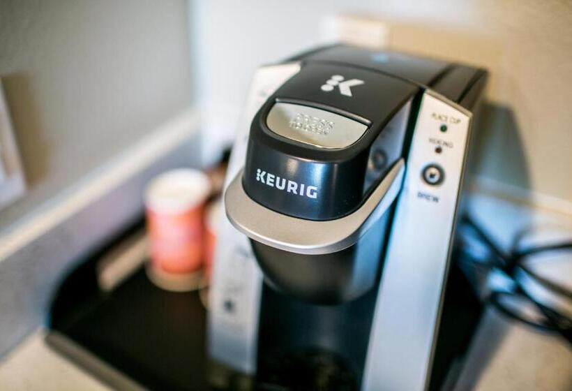 חדר סטנדרט מותאם לאדם עם מוגבלויות, Siri Downtown  Paso Robles