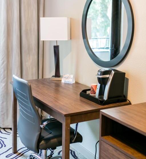 חדר סטנדרט מותאם לאדם עם מוגבלויות, Siri Downtown  Paso Robles