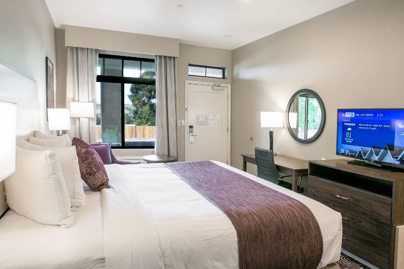 חדר סטנדרט, מיטת קינג, מותאם לאדם עם מוגבלויות, Siri Downtown  Paso Robles